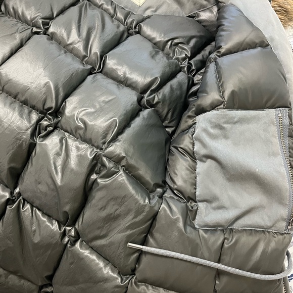TNA Expedition series down-filled water resistant winter jacket Size M - Picture 5 of 8